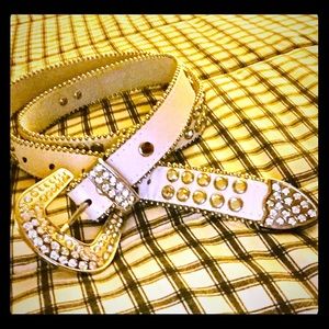 Perfect rhinestone belt!